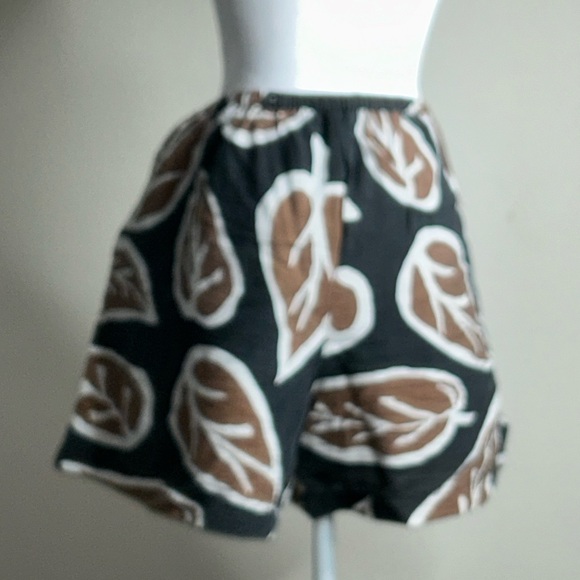 Target Shorts - Picture 2 of 3